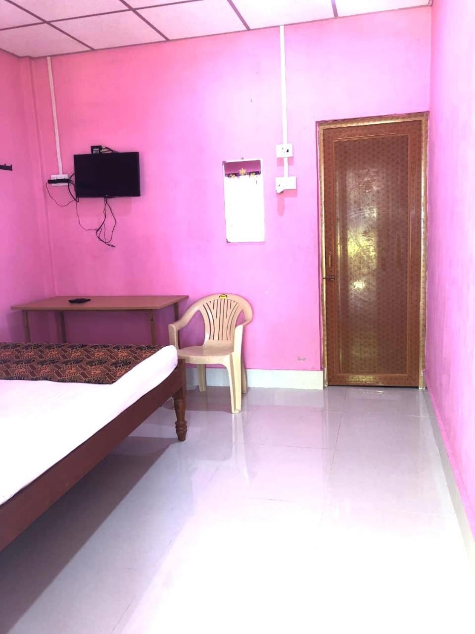Blue Bird Residency Hotell Lakshmanpur Eksteriør bilde